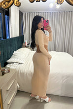 Cargar imagen en el visor de la galería, Nude dress stretch
